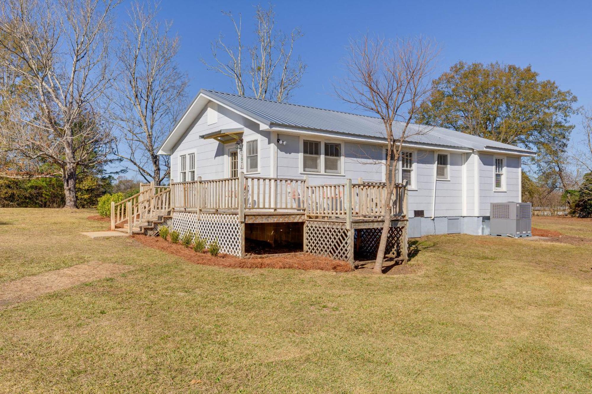 Quiet Grove Hill Cottage With Wraparound Deck! מראה חיצוני תמונה