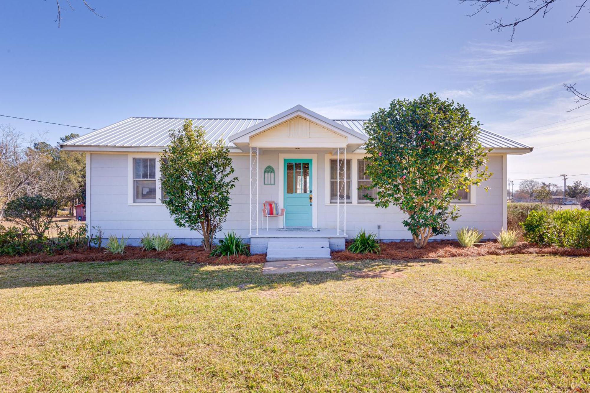 Quiet Grove Hill Cottage With Wraparound Deck! מראה חיצוני תמונה