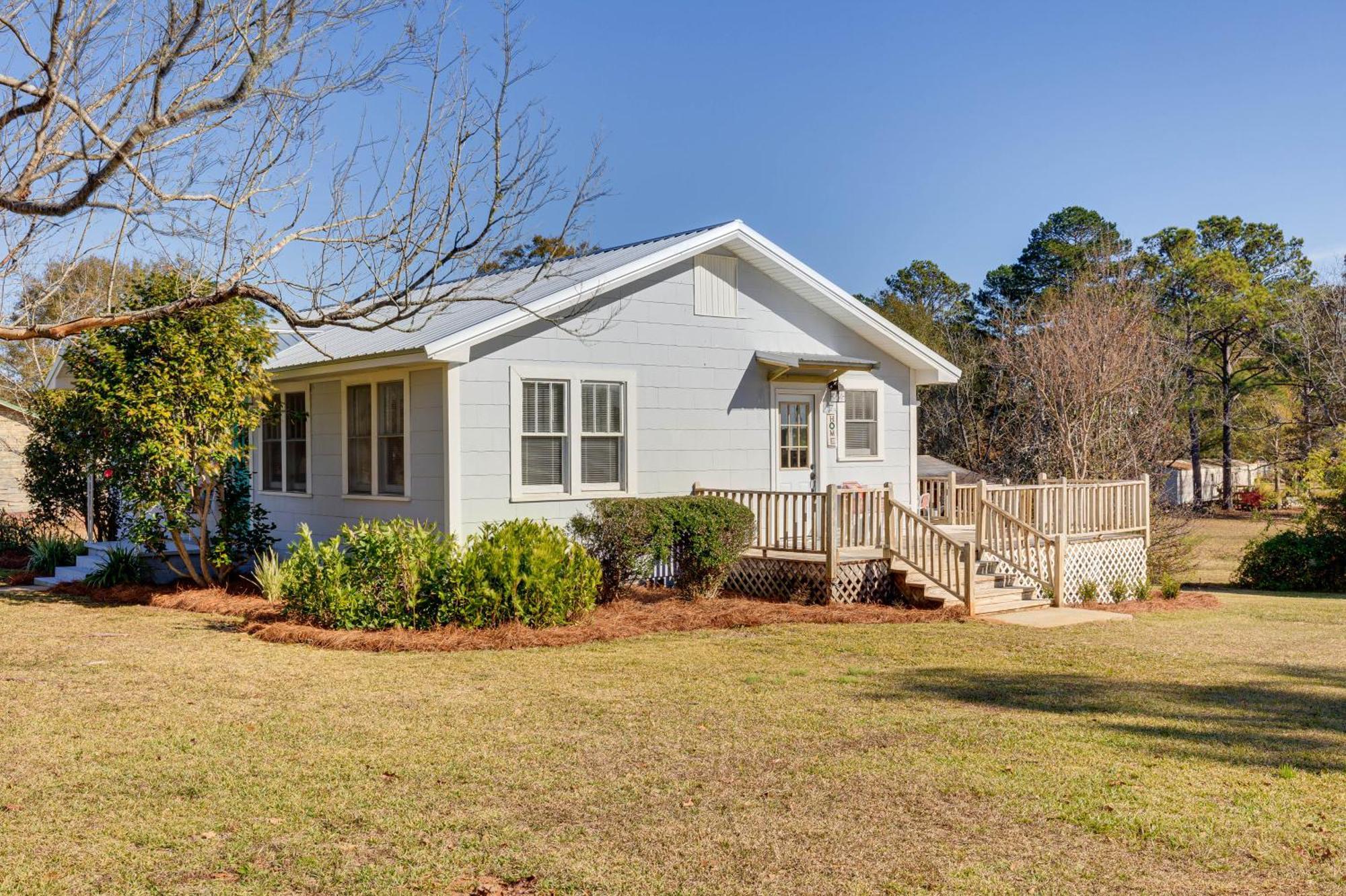 Quiet Grove Hill Cottage With Wraparound Deck! מראה חיצוני תמונה